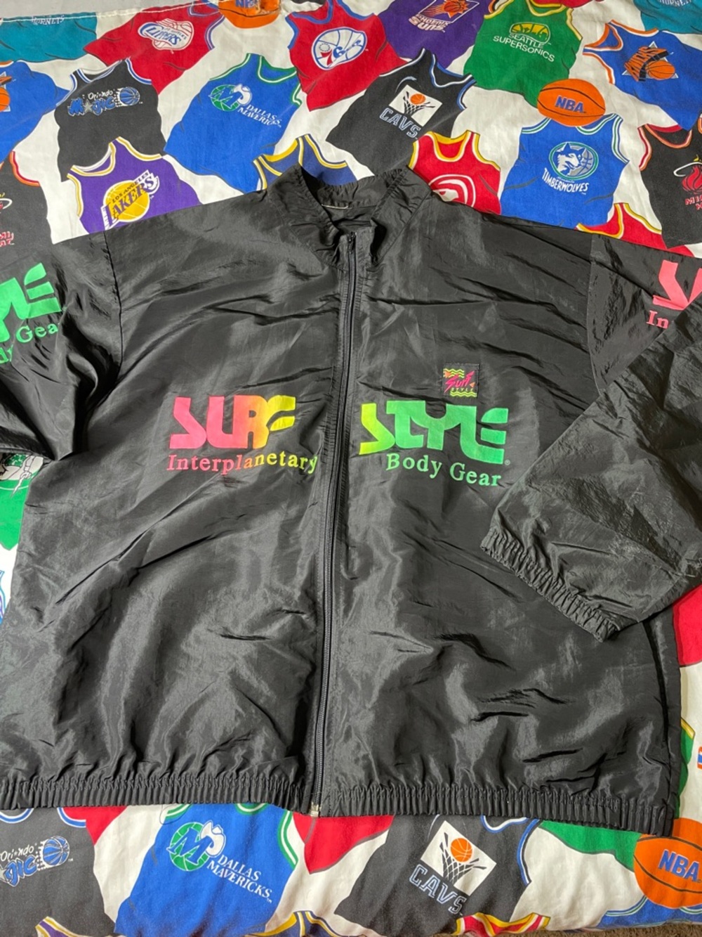 Vintage Surf Style Interplanetary Body Gear Iridescent Full Zip Windbreaker
